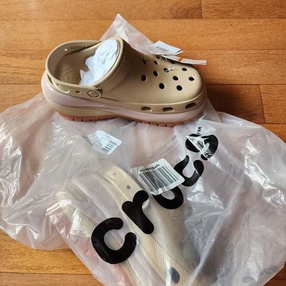 NEW. CROCS MEGA CRUSH CHAI CLOGS - Picture 5 of 5